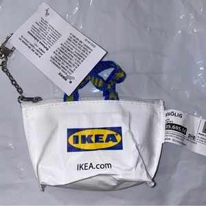 COPY - IKEA knölig “IKEA” White keychain